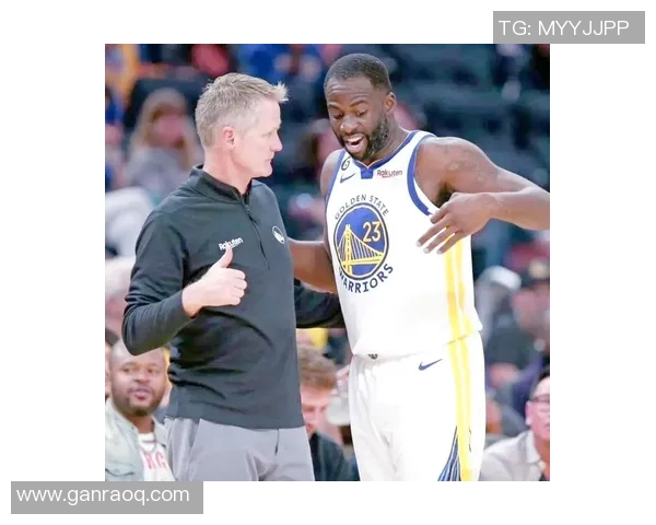 乔纳森库明加成功解决合同纠纷重返勇士队展现灿烂笑容 乔纳森库明加成功解决合同纠纷重返勇士队展现灿烂笑容