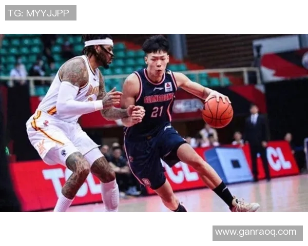 粤澳男篮明星赛精彩回顾广东男篮扣篮五大经典瞬间盘点 粤澳男篮明星赛精彩回顾广东男篮扣篮五大经典瞬间盘点