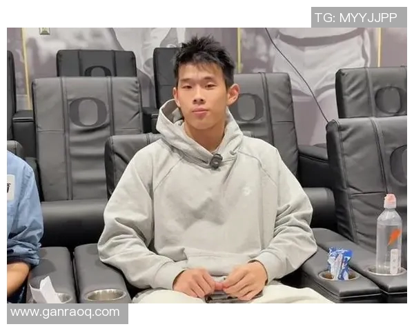 媒体人:林葳仍在适应NCAA的比赛强度 和自己增肌带来的负面作用 媒体人:林葳仍在适应NCAA的比赛强度 和自己增肌带来的负面作用