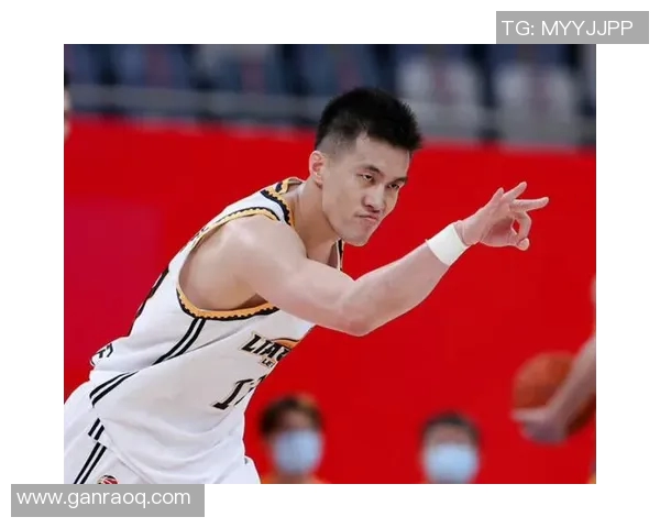 郭艾伦：轻轻一个转身就带走了我整个青春 第16个赛季给自己加油